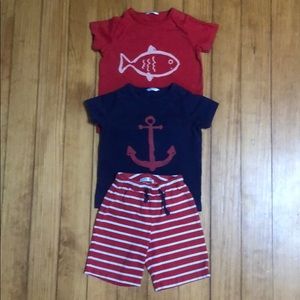 MINI BODEN BABY BOY 3 PIECE SET TEE SHORTS 12-18